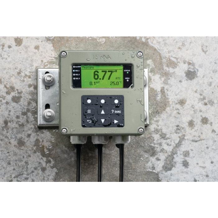 Universal Process Controller - HI510 with 3 relays and 2 analog outputs -HI510-0320 - Image 2